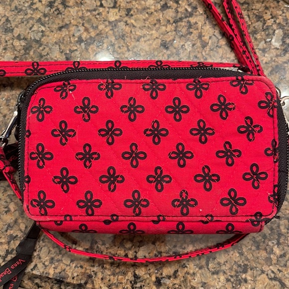 Vera Bradley UGA - Picture 5 of 8